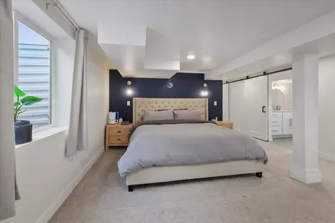 Bedroom - 718 E 40th Ave, Spokane, WA 99203 photo 2 of 2