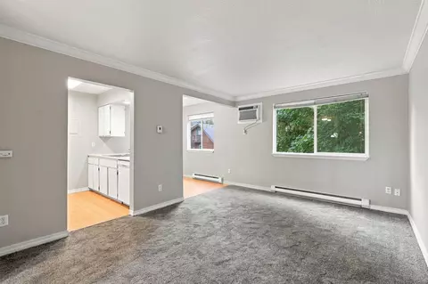222 N Hutchinson Apt 202 Rd, Spokane Valley, WA 99212
