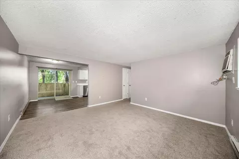 Living - 3112 E 29th Ave, Spokane, WA 99223 photo 2 of 3