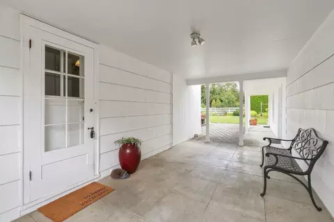 Exterior - 515 E High Dr, Spokane, WA 99203 photo 3 of 8