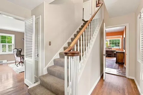 Entry Way - 515 E High Dr, Spokane, WA 99203 photo 1 of 1