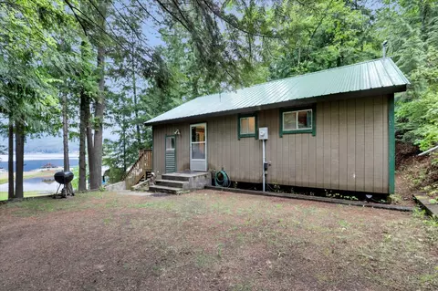 3970 Cedar Bay Rd, Loon Lake, WA 99148