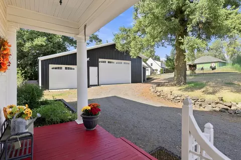 Exterior - 324 E Alder St, Tekoa, WA 99033 photo 3 of 17