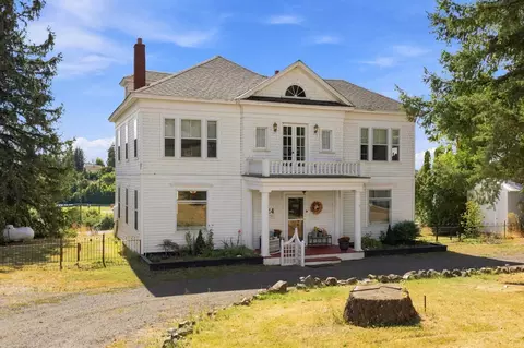 Exterior - 324 E Alder St, Tekoa, WA 99033 photo 17 of 17