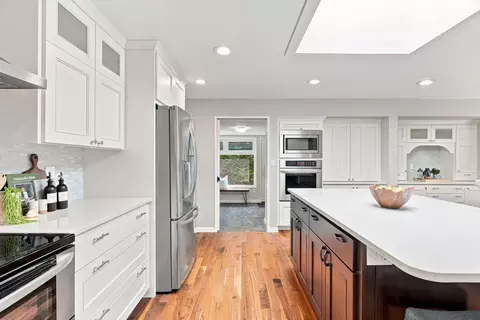 Kitchen - 1924 E 23rd Ave, Spokane, WA 99203 photo 5 of 7