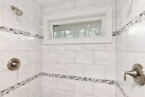Bath - 1924 E 23rd Ave, Spokane, WA 99203 photo 3 of 5