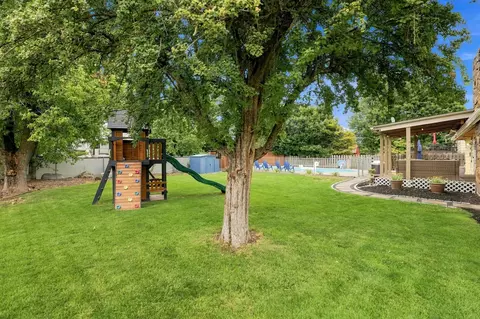Exterior - 14515 E 7th Ave, Spokane Valley, WA 99216 photo 11 of 13
