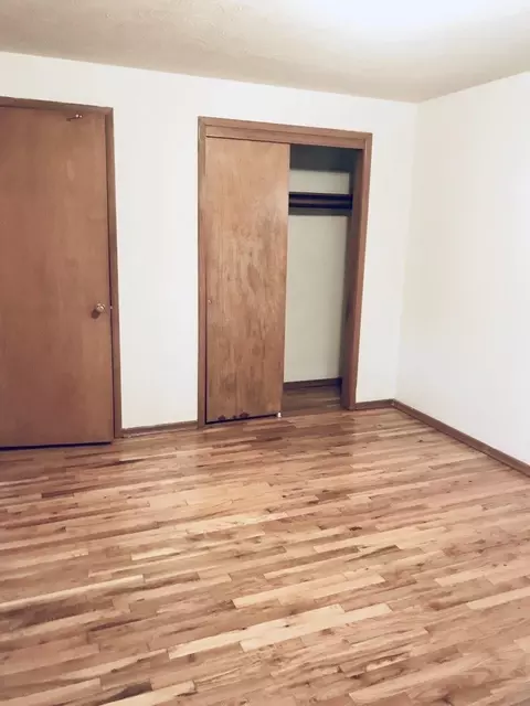 Bedroom - 33 E Dalton Ave, Spokane, WA 99207 photo 2 of 2