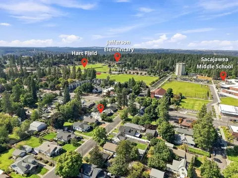 View/Area - 616 E 33rd Ave, Spokane, WA 99203 photo 1 of 16