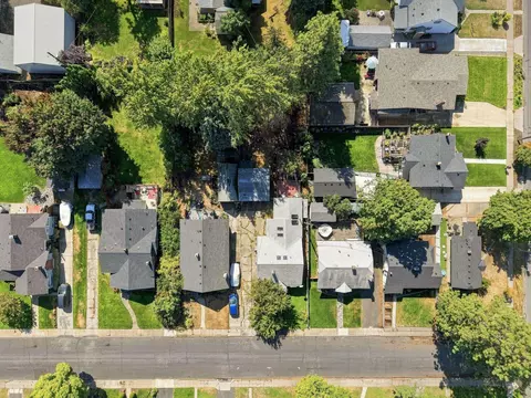 View/Area - 616 E 33rd Ave, Spokane, WA 99203 photo 5 of 16