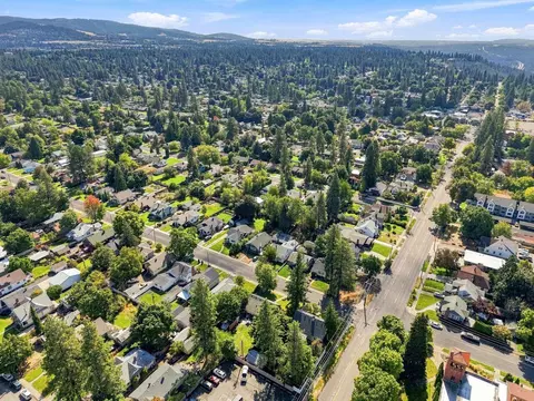 View/Area - 616 E 33rd Ave, Spokane, WA 99203 photo 16 of 16