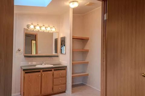 Bath - 7304 E 5th Ave, Spokane Valley, WA 99212 photo 2 of 2