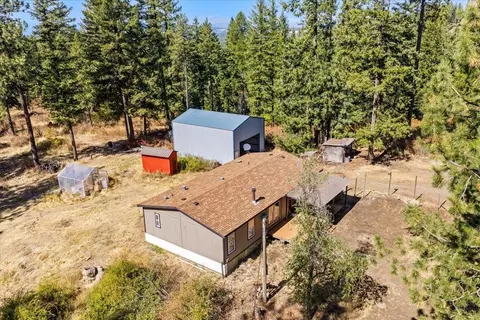 23205 N Madison Rd, Mead, WA 99021