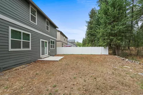 Exterior - 1106 E Silver Pine Rd, Colbert, WA 99005 photo 6 of 9