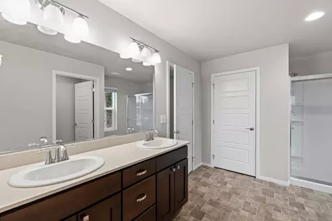 Bath - 1106 E Silver Pine Rd, Colbert, WA 99005 photo 3 of 4