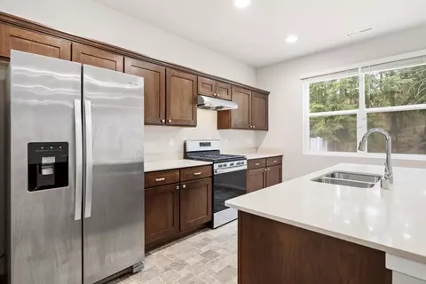 Kitchen - 1106 E Silver Pine Rd, Colbert, WA 99005 photo 3 of 4
