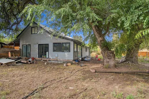 34322 N Milan Rd, Chattaroy, WA 99003