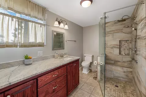 Bath - 3608 E 5th Ave, Spokane, WA 99202 photo 1 of 2
