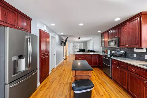 Kitchen - 3608 E 5th Ave, Spokane, WA 99202 photo 3 of 3