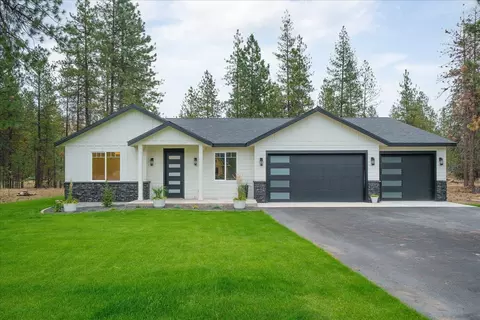 6559 Kate Dr, Nine Mile Falls, WA 99026