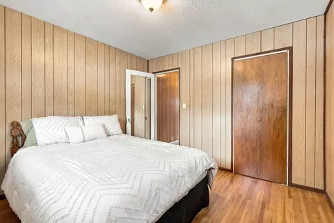 Bedroom - 421 E 28th Ave, Spokane, WA 99203 photo 3 of 7