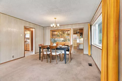 Dining - 421 E 28th Ave, Spokane, WA 99203 photo 1 of 4
