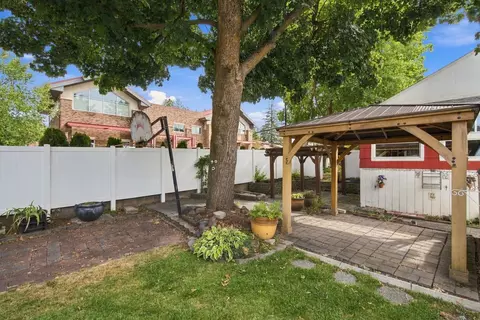 Exterior - 421 E 28th Ave, Spokane, WA 99203 photo 5 of 10