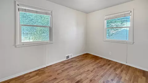 Bedroom - 3507 E Jackson Ave, Spokane, WA 99217 photo 2 of 3