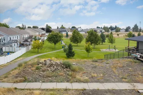 13511 W 8th Ct, Airway Heights, WA 99001