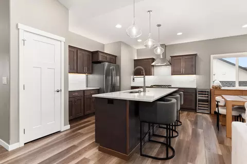 Kitchen - 213 E Sapphire Ln, Spokane, WA 99208 photo 3 of 5