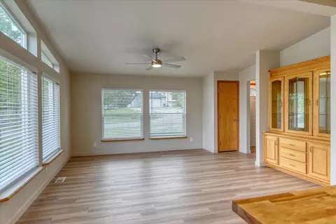 Living - 18318 N Atlantic Rd, Colbert, WA 99005 photo 5 of 7