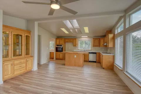 Living - 18318 N Atlantic Rd, Colbert, WA 99005 photo 6 of 7