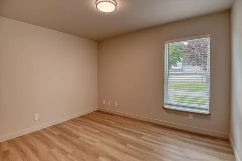 Bedroom - 18318 N Atlantic Rd, Colbert, WA 99005 photo 3 of 4