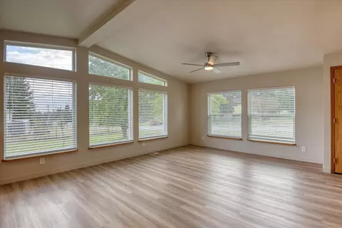 Living - 18318 N Atlantic Rd, Colbert, WA 99005 photo 4 of 7