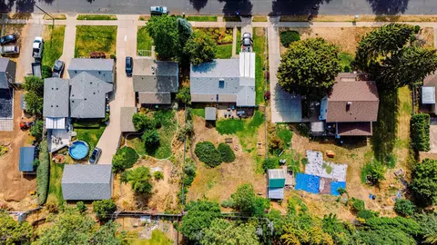 View/Area - 1201 E 36th Ave, Spokane, WA 99203 photo 1 of 2