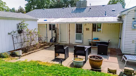 Exterior - 1201 E 36th Ave, Spokane, WA 99203 photo 1 of 9