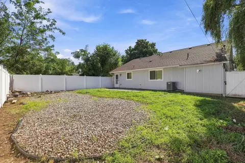 Exterior - 411 E 7th Ave, Spokane, WA 99202 photo 3 of 4