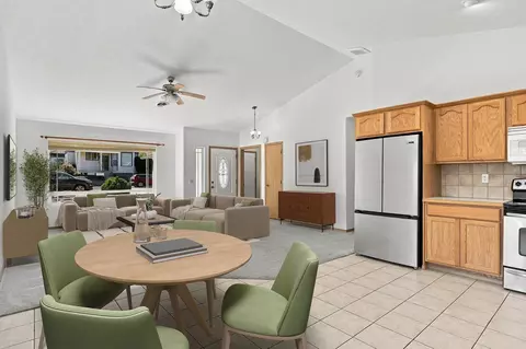 Living - 411 E 7th Ave, Spokane, WA 99202 photo 6 of 7