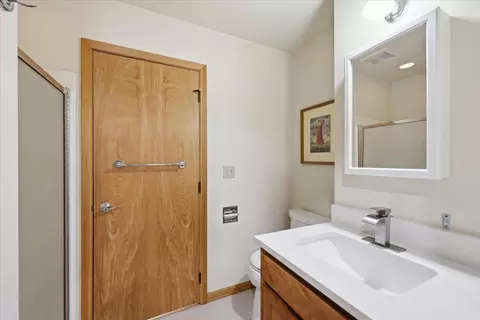 Bath - 16211 E Jacobs Ln, Spokane, WA 99217 photo 4 of 4