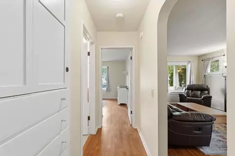 Entry Way - 1423 E 36th Ave, Spokane, WA 99203 photo 1 of 1