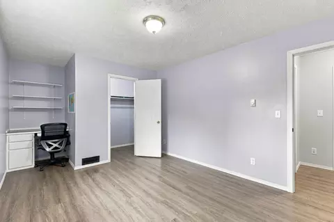 Bedroom - 13216 E 12th Ave, Spokane Valley, WA 99216 photo 5 of 7