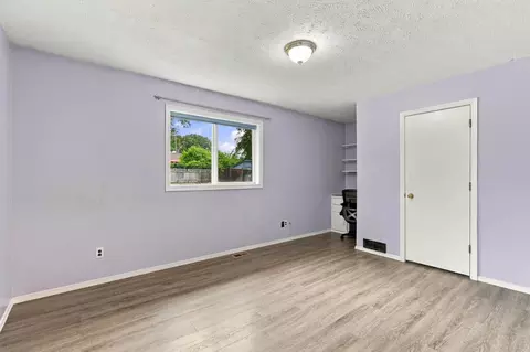 Bedroom - 13216 E 12th Ave, Spokane Valley, WA 99216 photo 4 of 7