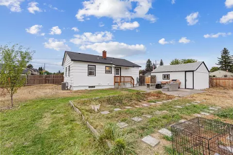 Exterior - 11202 E Broadway Ave, Spokane Valley, WA 99206 photo 5 of 6