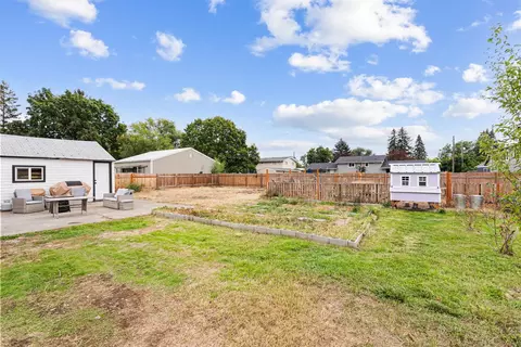 Exterior - 11202 E Broadway Ave, Spokane Valley, WA 99206 photo 4 of 6
