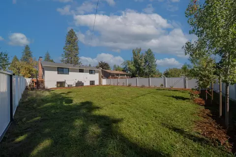 Exterior - 3404 E 36th Ave, Spokane, WA 99223 photo 4 of 12