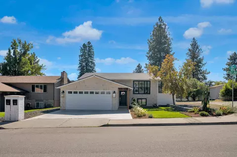 Exterior - 3404 E 36th Ave, Spokane, WA 99223 photo 12 of 12