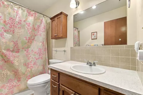 Bath - 305 E 24th Ave, Spokane, WA 99203 photo 2 of 2