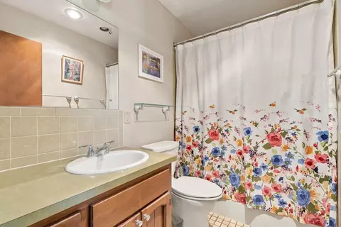 Bath - 305 E 24th Ave, Spokane, WA 99203 photo 1 of 2