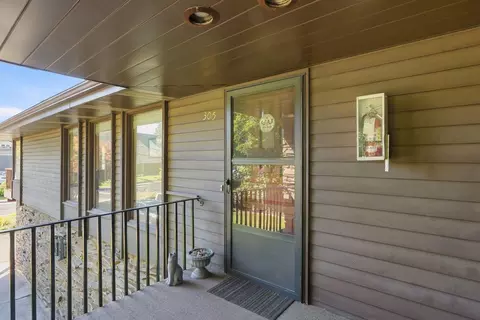 Exterior - 305 E 24th Ave, Spokane, WA 99203 photo 2 of 4