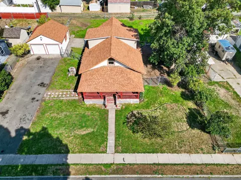 View/Area - 1105 E Olympic Ave, Spokane, WA 99207 photo 1 of 2